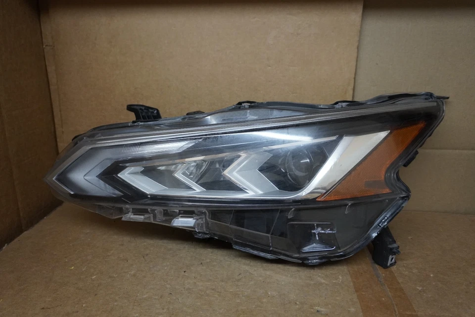 Faro izquierdo lado conductor Nissan Altima 2019 2020 2021 2022 2023 2024 DEPO Foto 1 de 4