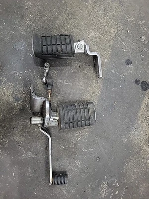 1985 1986 Honda VT1100 Left - Right Front Footpeg Shifter Linkage VT1100 Shadow  - Image 1 of 4