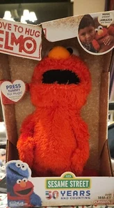 Hasbro Sesame Street Love to Hug Elmo (E4467) NEW IN BOX, READ , Canadian seller - Picture 1 of 3
