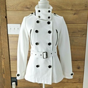 burberry abrigo white
