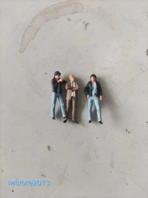 Painted 3Pcs 1/64 Knight Rider Man Miniatures Scene Props Figures For Cars Toy - Image 1 of 4