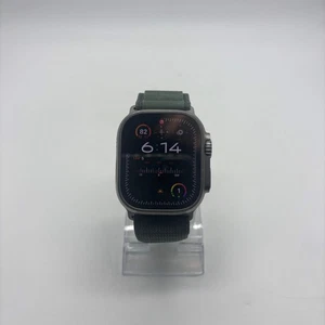 Unlocked Apple Watch Ultra 49MM Natural Titanium Green Alpine Loop MQEX3LL/A - Photo 1 sur 7