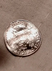2022 b US 10 CENT Dime Error. Two Faces Roosevelt Very DOUBLE LEAVES Unusual B8 - Picture 1 of 2