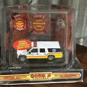 Code 3 East Windsor Rescue Squad 98’ GMC Suburban - Picture 1 of 6