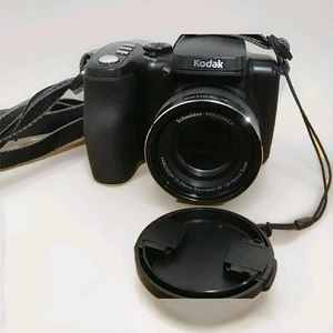Kodak Easy Share Z1012 IS 10.1MP Digital Camera Bundle - Don't Pass This Up! - Picture 1 of 6