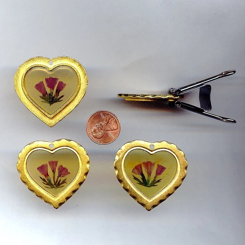 Colgante Vintage Chapado en Oro Corazón Enmarcado Flores Ámbar Acrílico Forma Corazón 4039 Foto 1 de 1