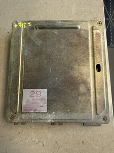 1987 Nissan Pulsar Ecu Computer A18-674 A22 - Picture 1 of 8