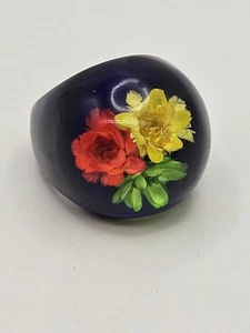 Vintage Retro Blue Translucent Lucite Plastic Flower Inclusion Dome Ring Size 7 - Picture 1 of 10