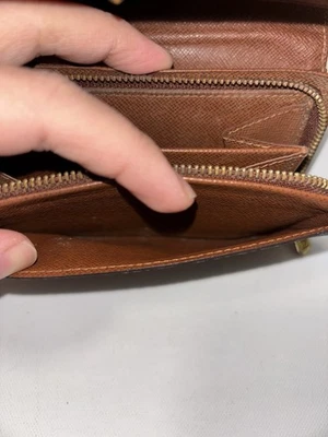 Auténtica cartera Louis Vuitton con monograma vintage Foto 1 de 4