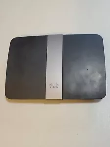 LINKSYS Cisco EA4500 Wi-Fi Home Base Dual-Band N900 Router Gigabit USB Port New - Picture 1 of 3