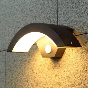 Outdoor Curved LED Wall Light PIR Motion Sensor Lamp Modern Outside Garden Porch - Picture 1 of 19
