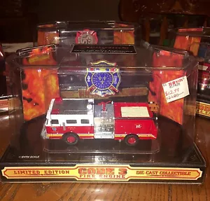 Code 3 Pumpe 1/64 Maßstab LOUISVILLE FIRE DEPT LKW Motor #15 Modell 02455 NEU - Bild 1 von 1