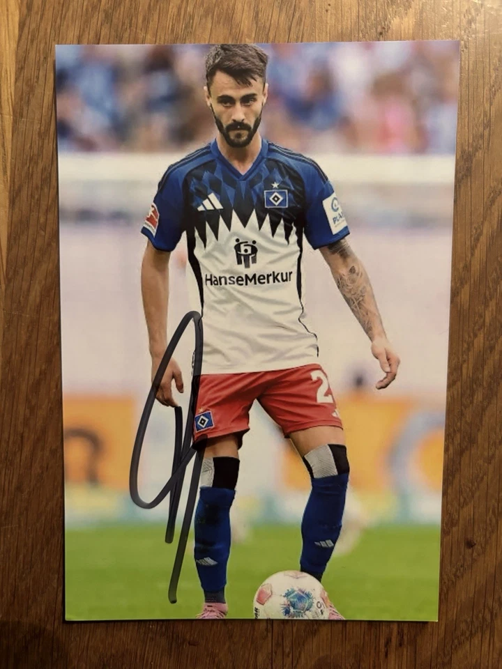 Fabio Vieira #20 HSV Autogrammfoto 2025 / 2026 original handsigniert - Bild 1 von 1