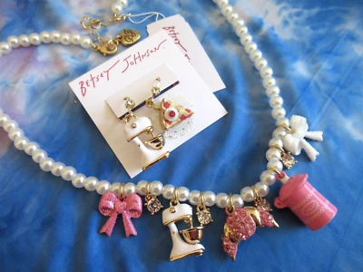 BETSEY JOHNSON AUTHENTIC  PEARL BABY CAKE BAKE CHARMS NECKLACE & EARRINGS NWT - Image 1 of 4