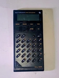 MINI BANCO DE DATOS Y CALCULADORA TEXAS INSTRUMENTS BUEN ESTADO - Imagen 1 de 11