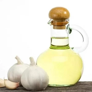 Garlic Oil - Allium sativum - Picture 1 of 2