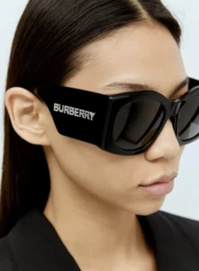 NEU Burberry BE4388U-300187-55 Sonnenbrille 55 mm 100 % authentisch - Bild 1 von 5