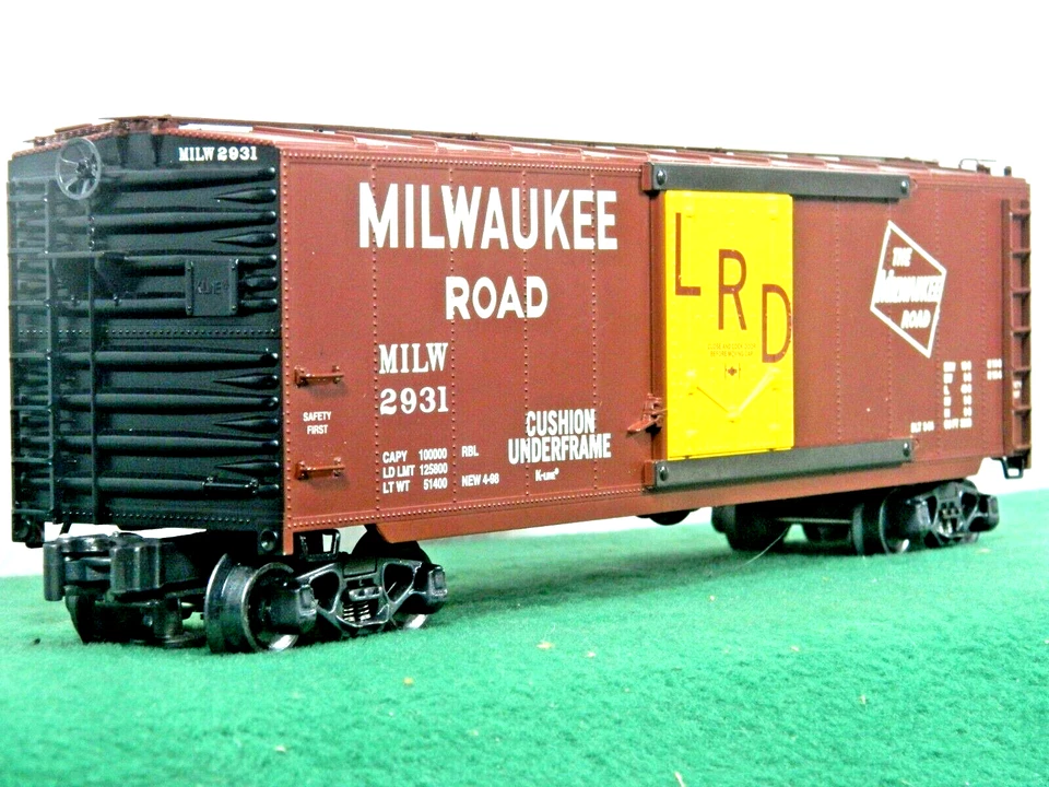K-LINE MILWAUKEE ROAD LRD 40ft PD BROWN YELLOW BOX CAR O SCALE K761-1371 NIB - Image 1 of 4