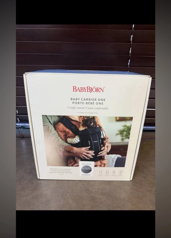 Portabebés BabyBjörn One Edición 2019 Algodón Denim Gris/Gris Oscuro Foto 1 de 1