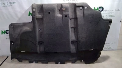 Chrysler Pacifica Voyager 2018-2020 barriga trasera 68227441ab Foto 1 de 4