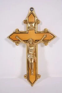 Gilt Gold Plate Antique 6” Cast Metal Bakelite Mini INRI Jesus Crucifix - Picture 1 of 12