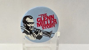 Glenn Miller Story 1985 Universal Studios Promo Pinback Button Jazz Musik Pin - Bild 1 von 4