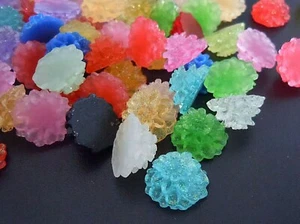 10 Cabochons Blumen Ornaments Resin Flatback 10,5 mm Klebeblumen Blumen - Bild 1 von 5