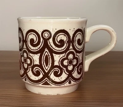 Taza de té Biltons Inglaterra vintage años 70 gres marrón y blanco mediados de siglo Foto 1 de 4