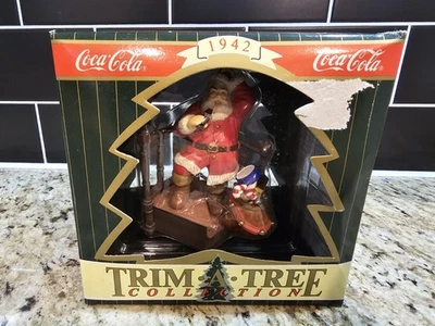 Coca-Cola Trim a Tree Collection~1942 Replica (1996) Christmas Ornament      606 - Image 1 of 4