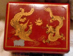 Set mit Doppelsechs Dominos in einer roten chinesischen Box mit Riegel - Bild 1 von 5