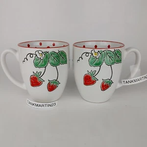 2er Set Spectrum Designz Strawberry Fields Keramiktassen 2023 rot gepunktet - Bild 1 von 7