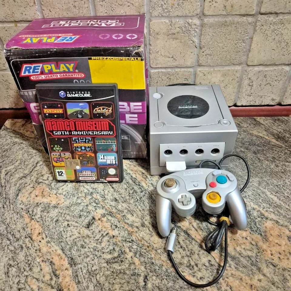 Console Nintendo Gamecube Argento 💎 dol-001 + Cavi controller E Memory Card e - Immagine 1 di 4
