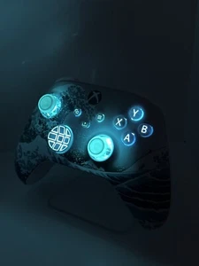 Great Wave Kanagawa RGB LED Custom Modded Wireless Controller For Xbox Or PC - Picture 1 of 8