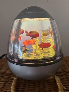 Vintage 90's Lite Rotating Lamp Underwater Ocean Fish Coral Scene Lighting - Picture 1 of 17