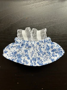Vestido azul y blanco para muñeca Labubu The Monsters - Imagen 1 de 2