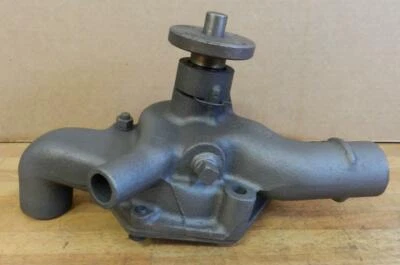 1948-52 Hudson Commodore, Super series 254 4.2L 8-Cyl new water pump 300226 P59 - Image 1 of 4