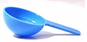 1/2 Ounce (1 Tablespoon) Blue Plastic Measure, Pack of 25 Measuring Scoops - Picture 1 of 2