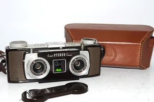 Cámara estéreo Kodak con estuche de cuero y cubierta de lente película de 35 mm 3D - Imagen 1 de 5