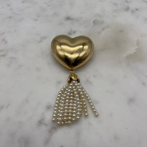 Vintage Estee Lauder Small Golden Heart Compact Lucidity Powder Medium 02 .06 oz - Picture 1 of 9