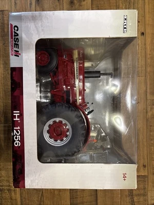Tractor Wheatland Ertl International IH 1256 escala 1/16.   Nuevo en caja Foto 1 de 3