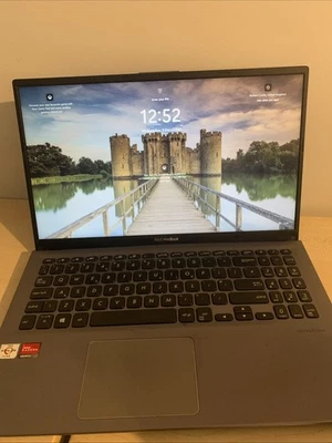 ASUS VivoBook 15 X512DA 15.6” SSD 128GB 4GB RAM Ryzen Laptop - Image 1 of 2