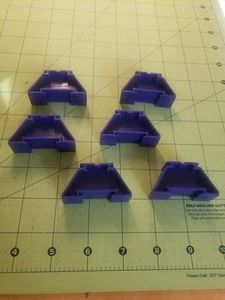Vintage 1985 Mattel Hot Wheels 6 Blue Track Risers - Picture 1 of 4