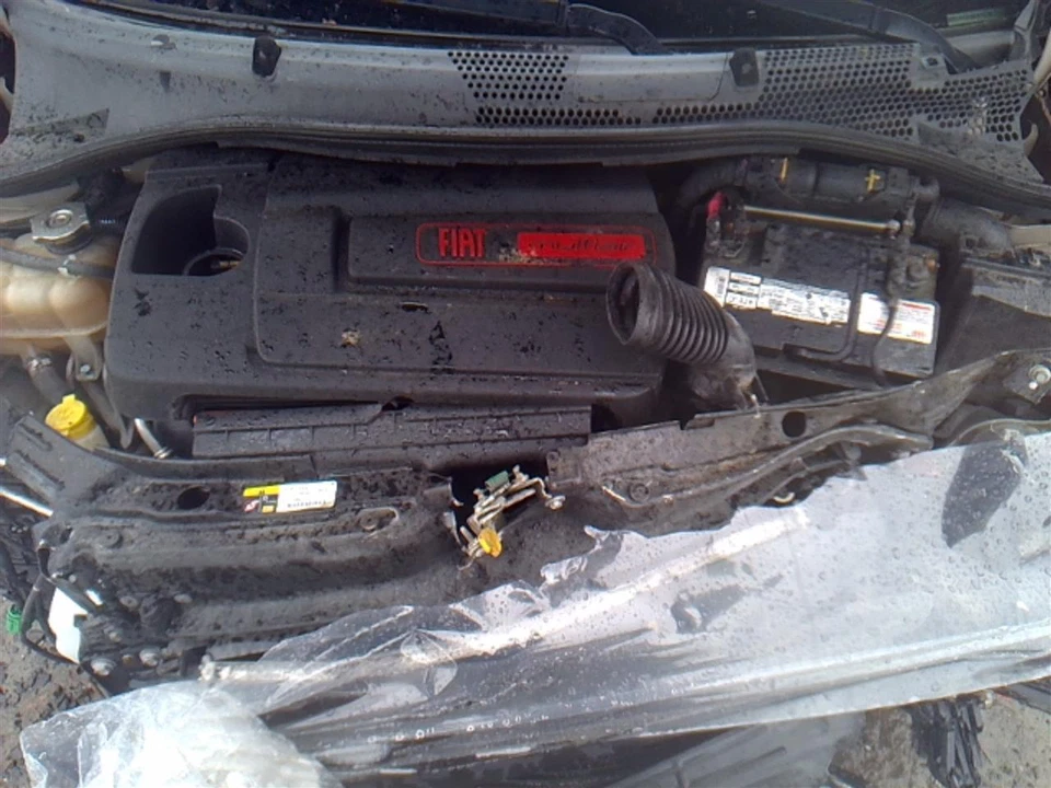 Medidor de flujo de aire de inyección de combustible usado se adapta a: Fiat 500 2012 1,4 grado A Foto 1 de 4