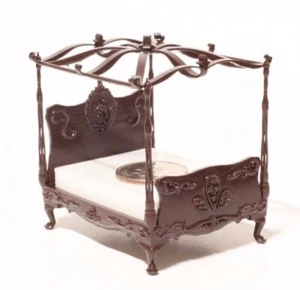Dollhouse Miniature Queen Anne Style Queen Size Bed 1:48 1/4 Scale Brown - Picture 1 of 8