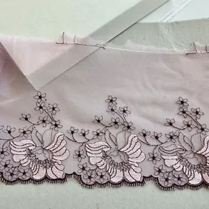 Brown Embroidered Lace Trim with Light Pink Tulle/Sewing/Crafts/Bridal/5.75"Wide - Picture 1 of 17