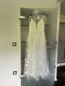 Apart Brautkleid Hochzeitskleid Weiß Blumen V-Ausschnitt 34 Xs Neu Standesamt - Bild 1 von 2