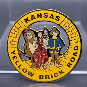 The Wizard Of Oz The Yellow Brick Road Kansas State Souvenir Magnet - Picture 1 of 3