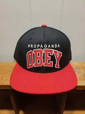 Boné Snapback Ajustável Classic Obey Propaganda Preto Vermelho Lã e Acrílico - Imagem 1 de 4