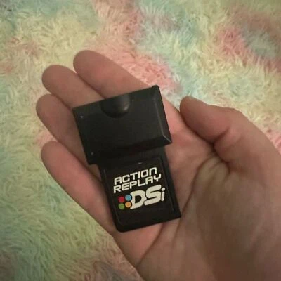 action replay ds - Immagine 1 di 3