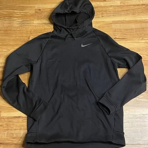 Felpa con cappuccio pullover Nike Therma-FIT nera taglia M 932022-010  - Foto 1 di 5